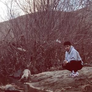 Meet your Posher, Fabian